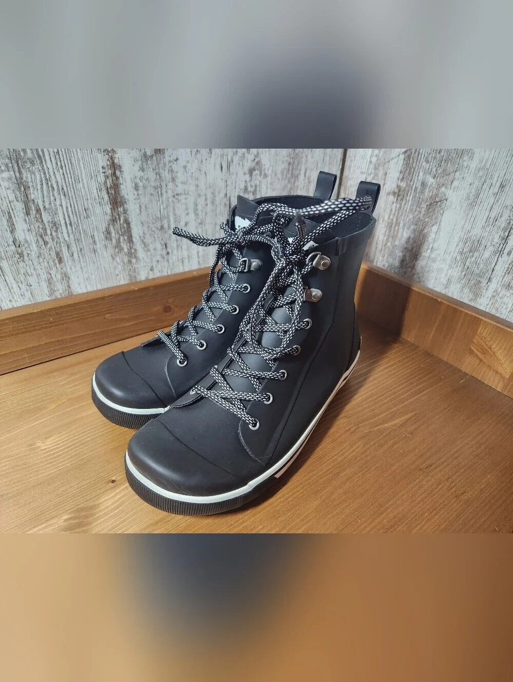 Rocket Dog Rainy Day Rain Boots Black High-Top Lace-Up White Trim Top Size 9.5